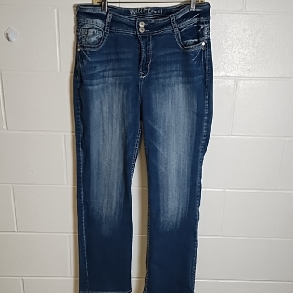 Wallflower Straight Leg Lightly Distressed Blue DenimJeans Stretchy 5 Pocket - Picture 2 of 15